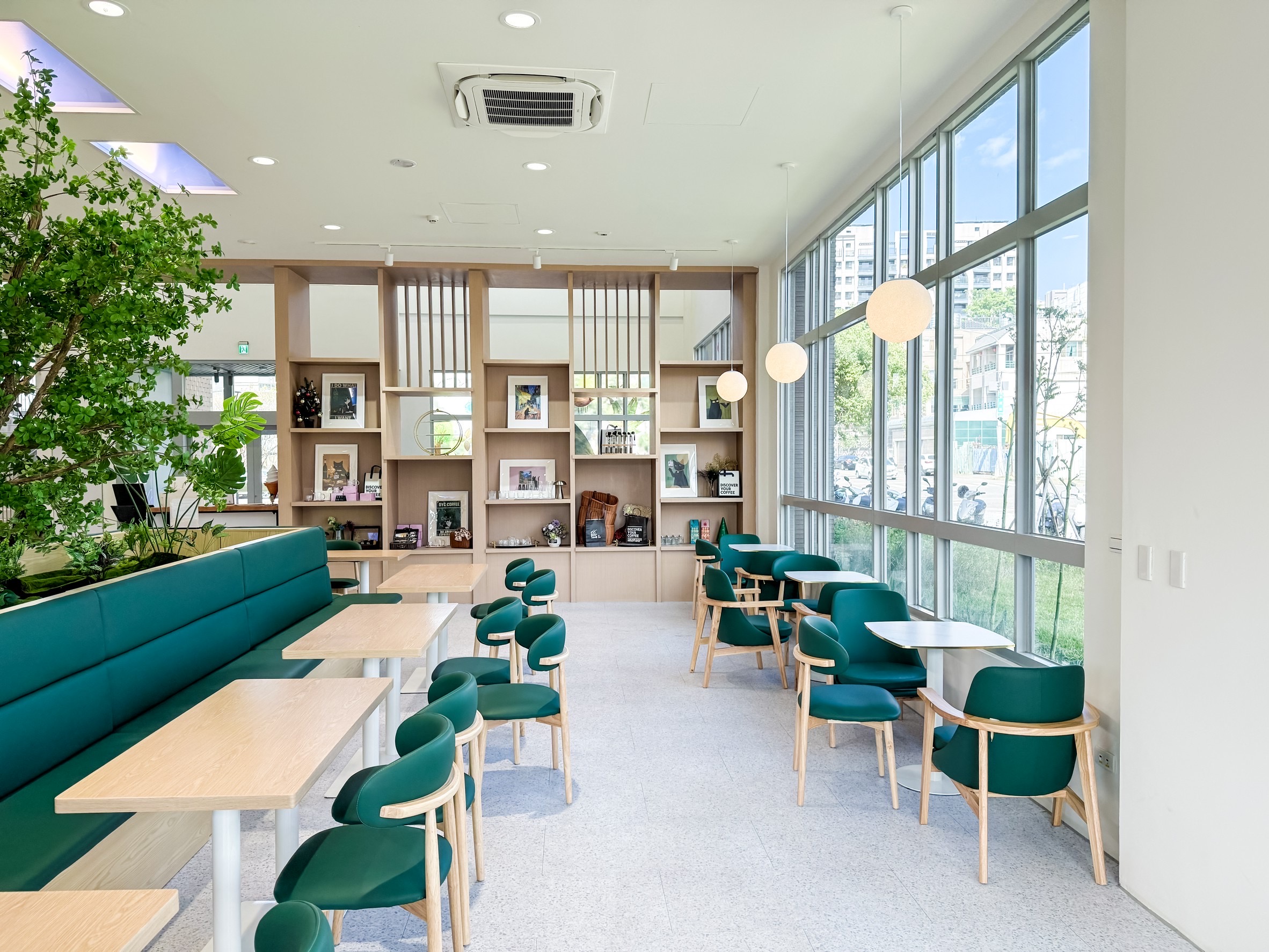 DYC 打咖啡 溪東圖書館門市